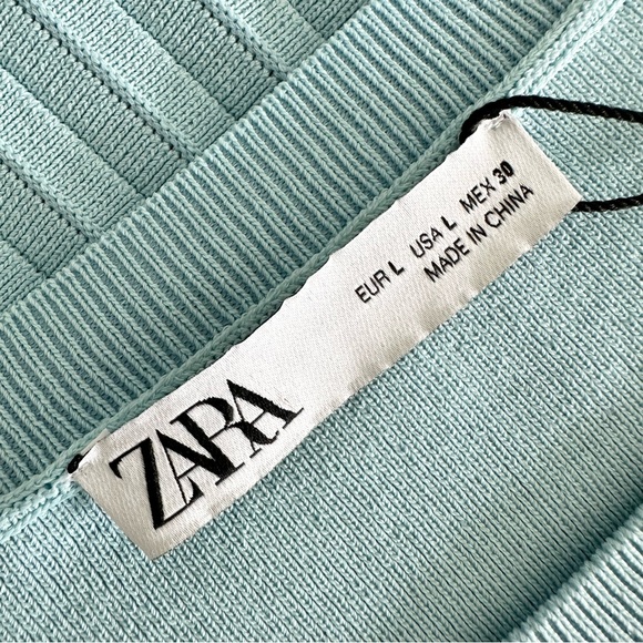 Elegant Blue Flared Dress - Picture 10 of 13